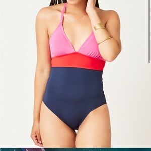 New Carve Designs Dahlia one piece swimsuit fuchsia and navy small and medium DD